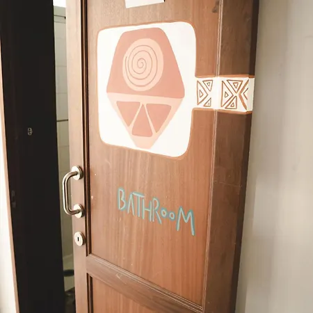 Хостел Tamaran House