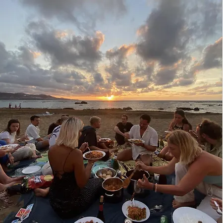 Hostel Tamaran House *