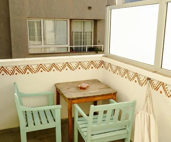 Tamaran House Hostel Las Palmas / Gran Canaria